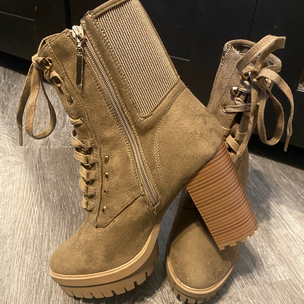 New! Ladies Fashion Boots
